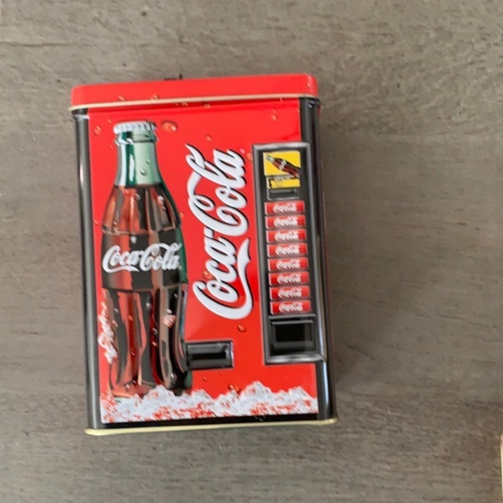 🥤🥤3- Vintage Coca Cola tins NWOT